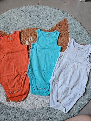 Lot de 3 bodies débardeur- 24 mois