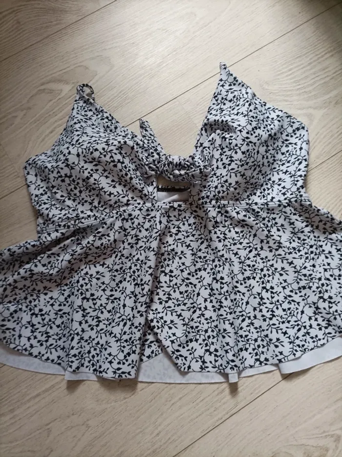 Maillot de bain 2 pièces - photo numéro 2