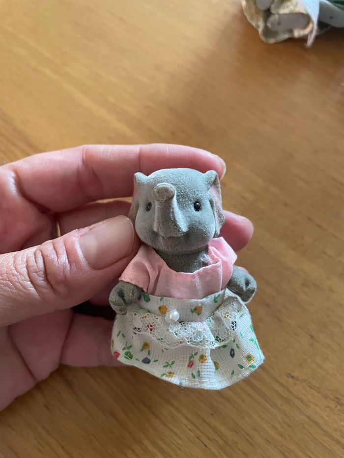 Figure éléphant vintage sylvanian families