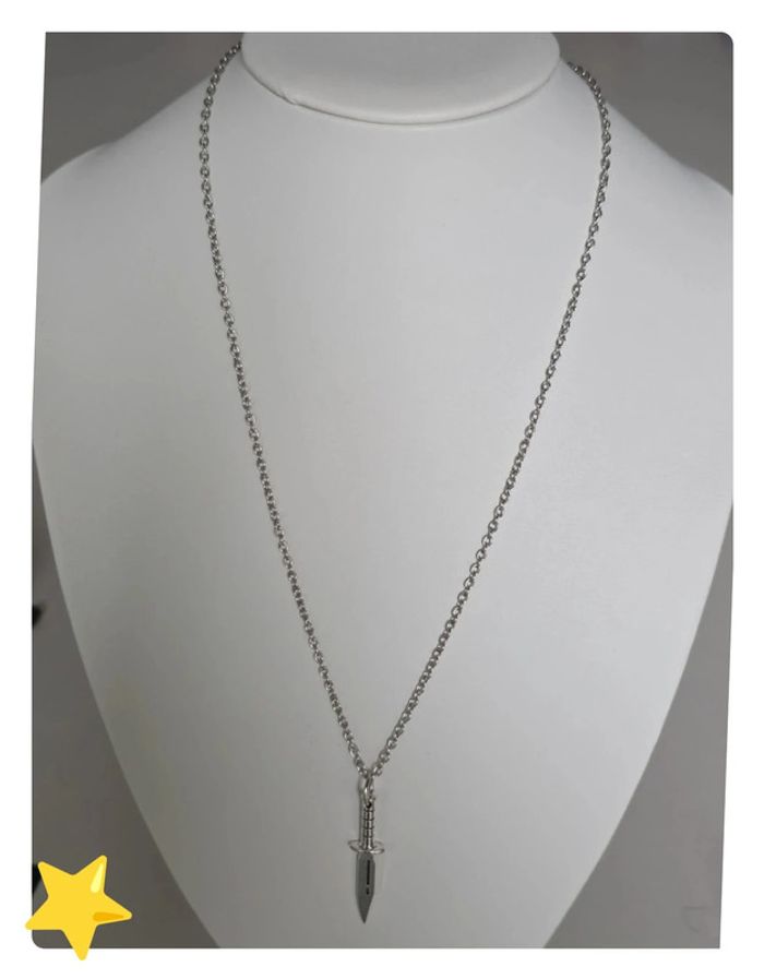 Collier pendentif couteau acier inoxydable 52cm