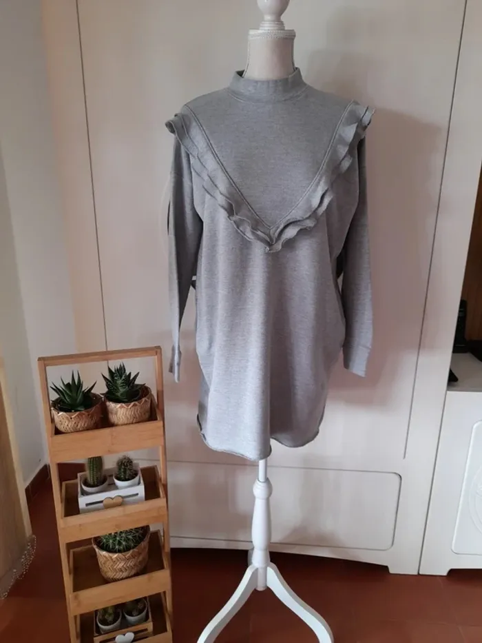 Vestido con volantes - photo numéro 2