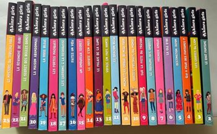 Lot de livres Kinra Girls tome 2 à 23