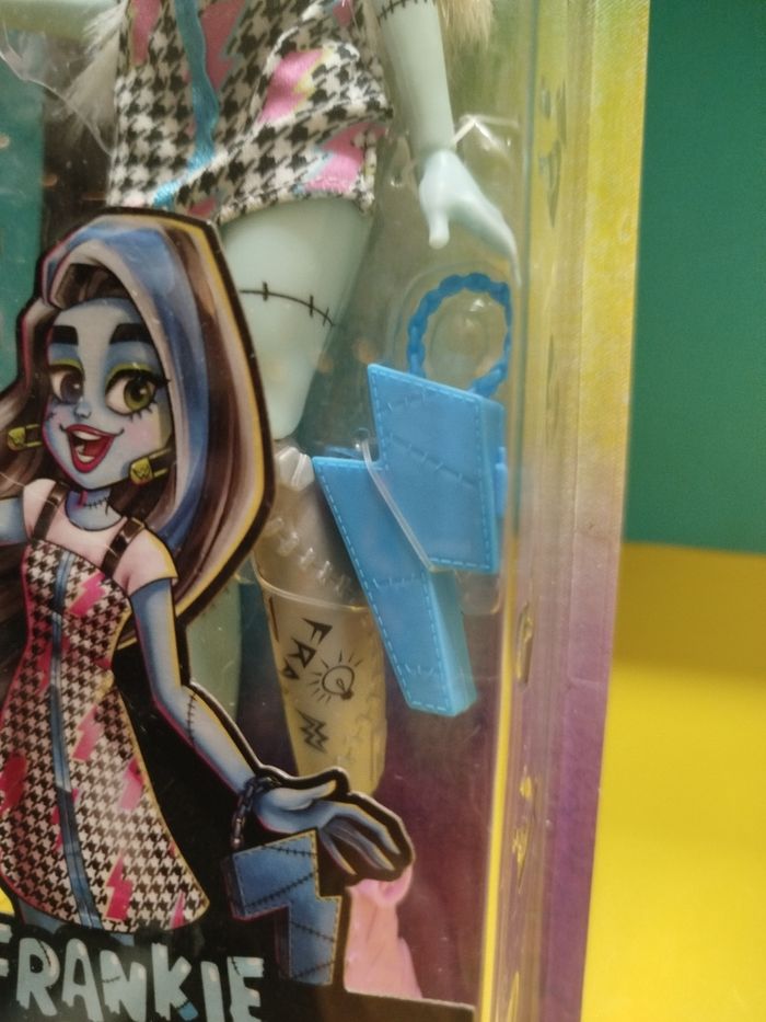 Monster High - Frankie Stein - photo numéro 4