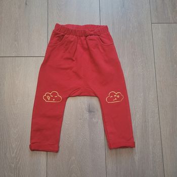 Pantalon rouge confortable. Fille 18 mois. Marque Orchestra