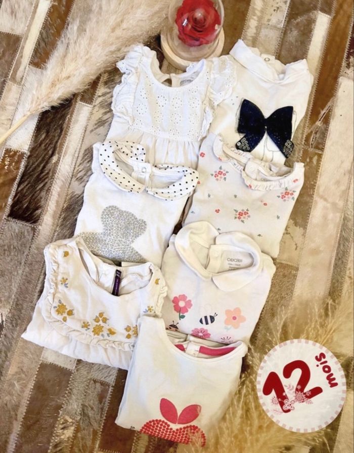 7 tops manches longues bébé fille - 12 mois