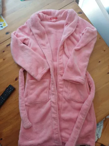 Peignoir matière pilou pilou