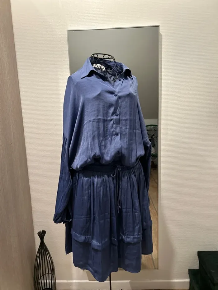 Ensemble chemise et jupe évasée courte - photo numéro 2