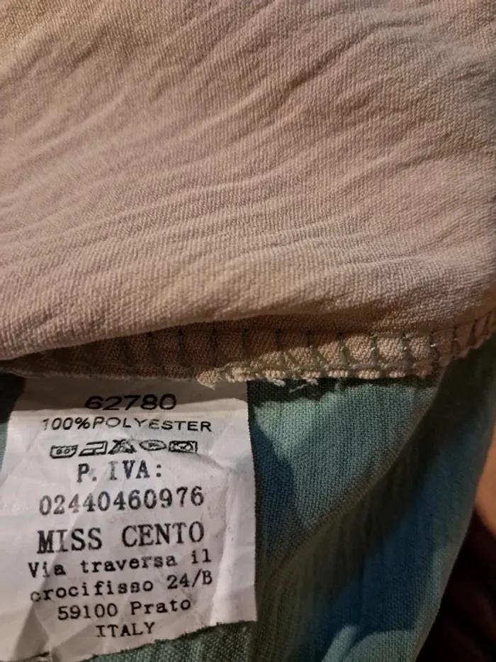 Chemise longue élégante avec t-shirt attaché - photo numéro 3