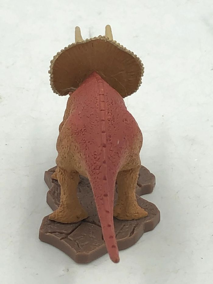 Figurine Sega Sunrise Dinosaur King Tricératops Playmates Toys - photo numéro 4