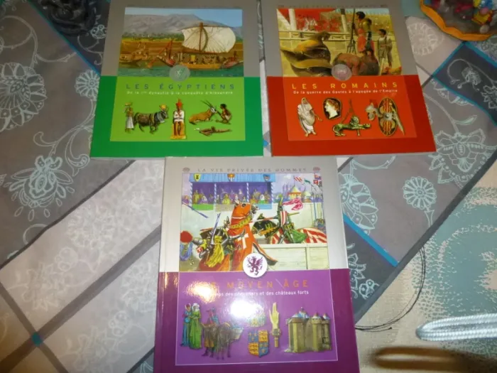 collection 6 livres romains,moyen ages etc - photo numéro 3