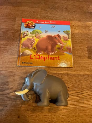 Livre Altaya Le monde des animaux Sauvages Animaux de la savane L’elephant et sa figurine