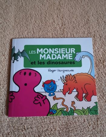 Livre Les Monsieur Madame et les dinosaures