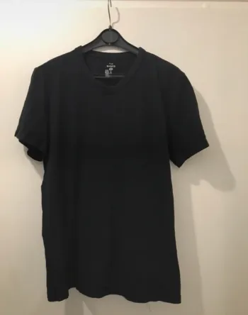 T-shirt unisexe c&a col v manches courtes noire taille S