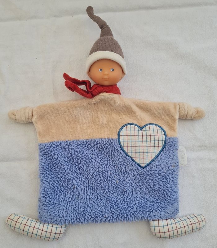 Doudou plat poupée beige et bleu - cœur- Corolle