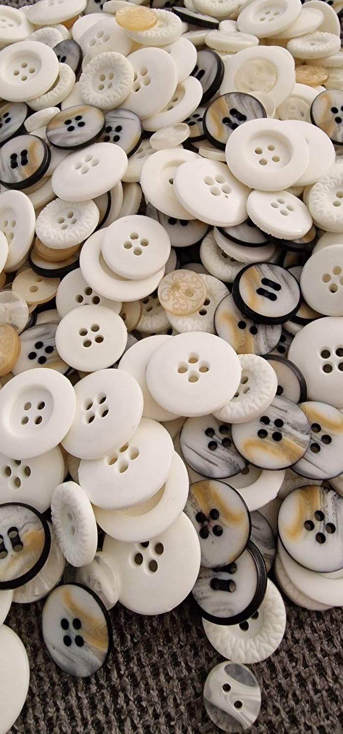 Lot boutons - photo numéro 2