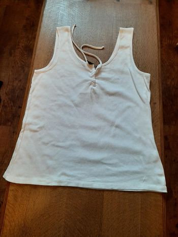 débardeur avec lacets