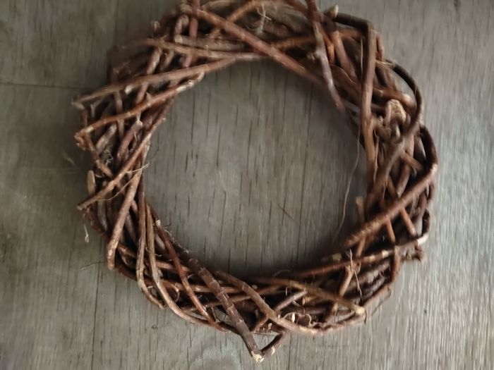 Couronne en serments de vigne - photo numéro 2