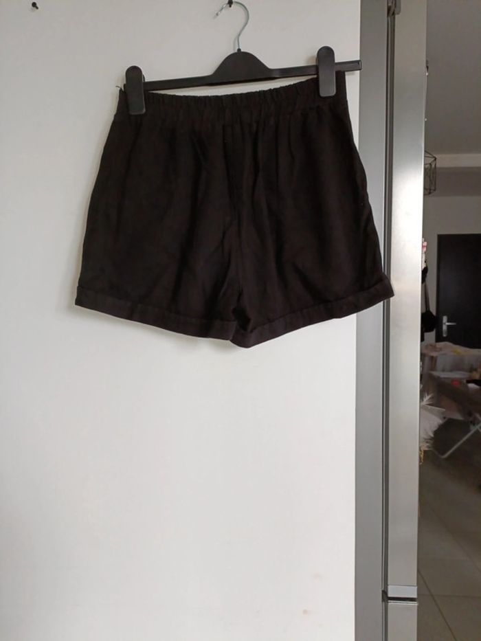 Short noir taille basse ample et fluide Gémo - Taille 36 - photo numéro 3