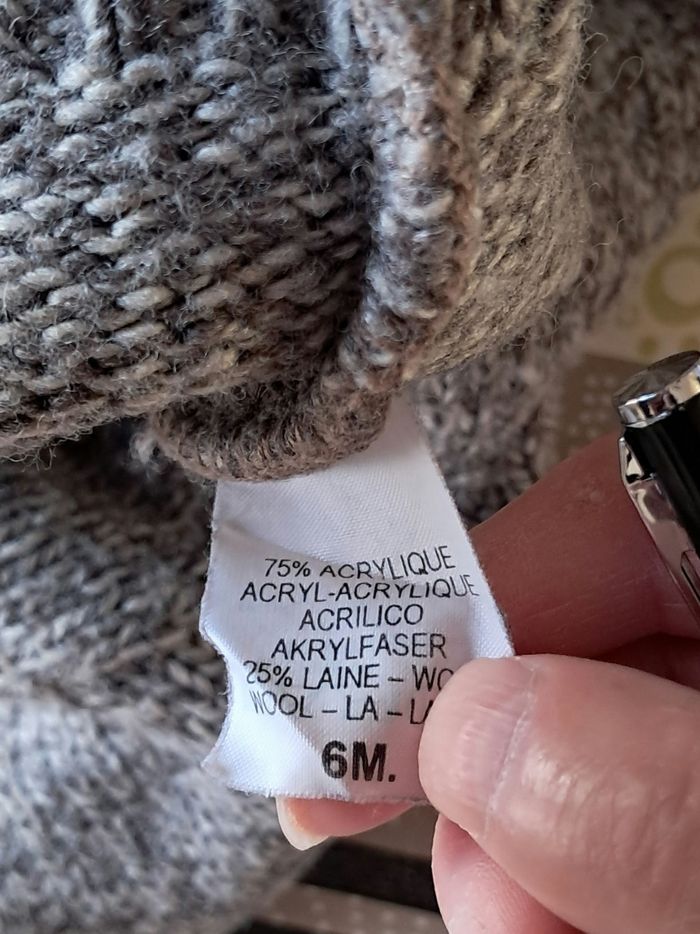 Pull 6 mois - photo numéro 4