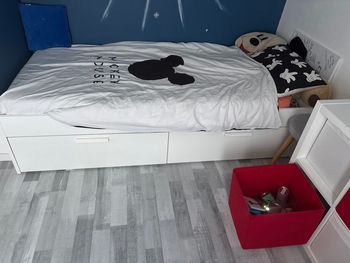 Lit une personne avec rangement 90/200