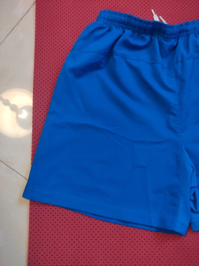 Short de foot Brésil, Nike Authentique Officiel taille enfant 12/13 ans - photo numéro 10