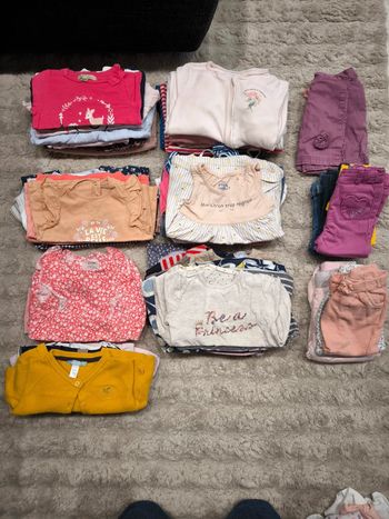 Lot de vêtements 12 mois