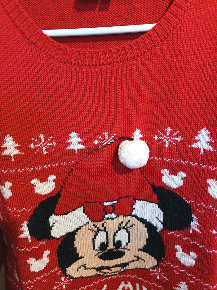 pull Noel de Disney 40 réf 82 D19 - photo numéro 4