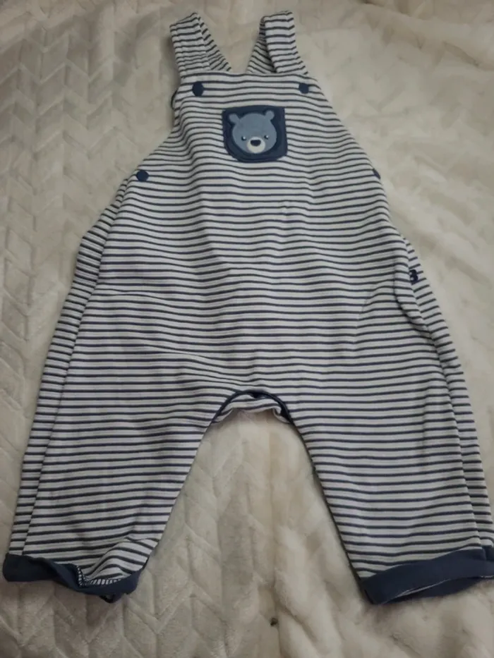 👶Salopette Obaidi taille 6mois - 68cm👶