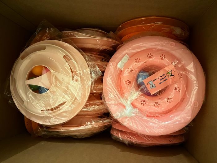 Jouet pour chat tour rose avec 3 balles Neuf - photo numéro 7