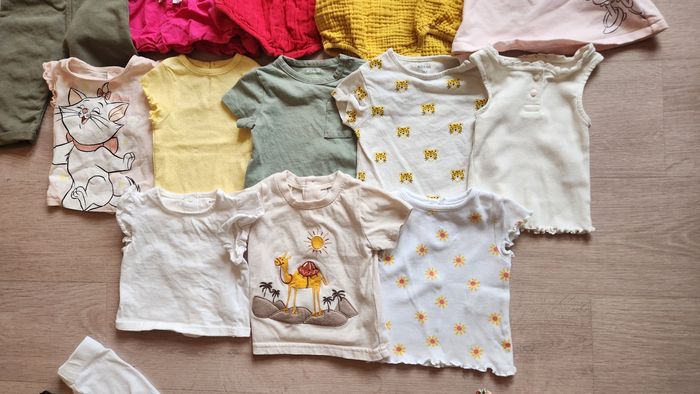 Grand lot de vêtements fille – Taille 3 mois (28 pieces) - photo numéro 3