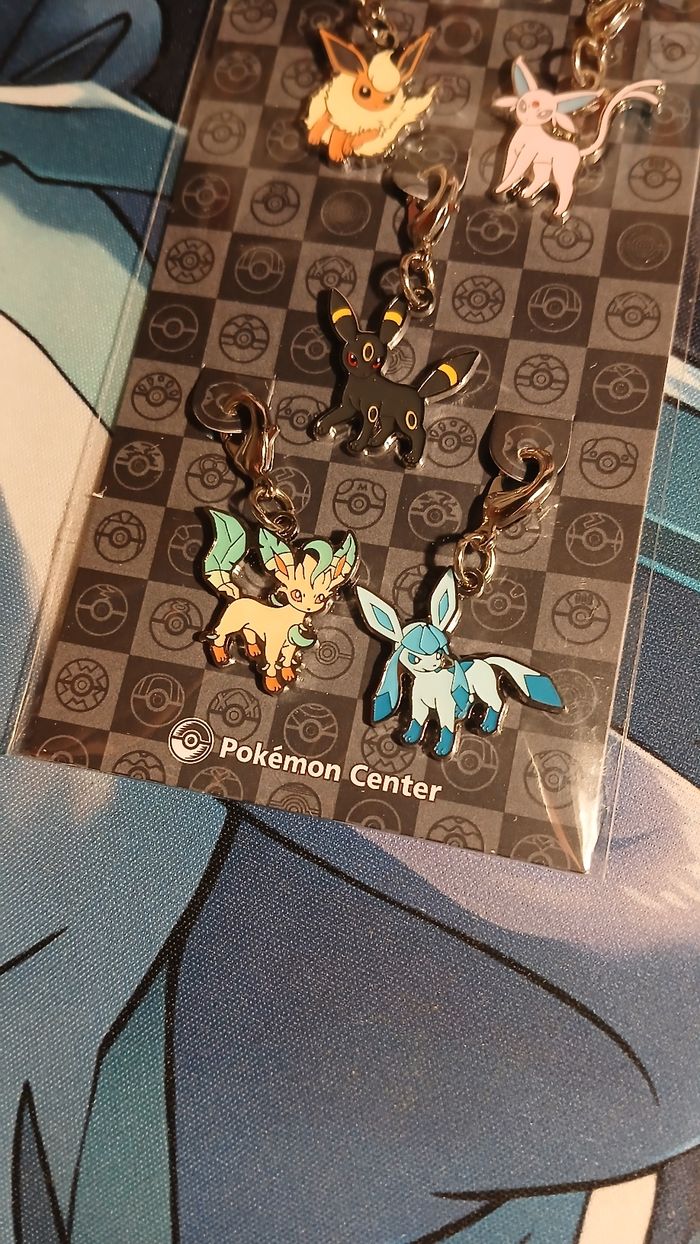 Porte-clés Evoli et Evolitions - Pokémon Center - photo numéro 5