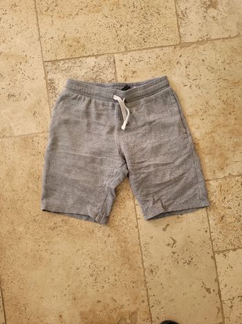 Short gris h&m Taille 9 - 10 ans