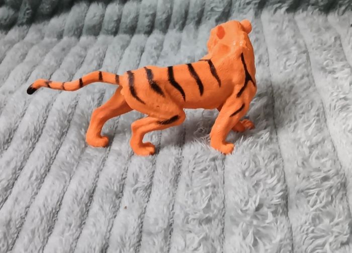 Figurine tigre 12cm - photo numéro 2