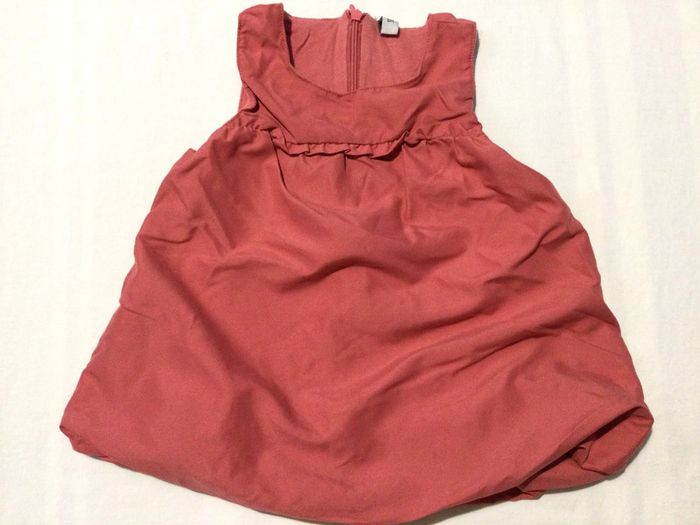 Robe sans manches 6 mois