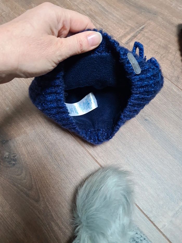 Lot bonnets gris marine et écharpe marron - photo numéro 3