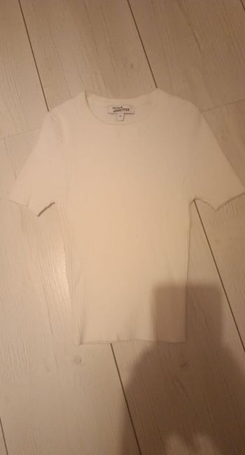 Tee shirt