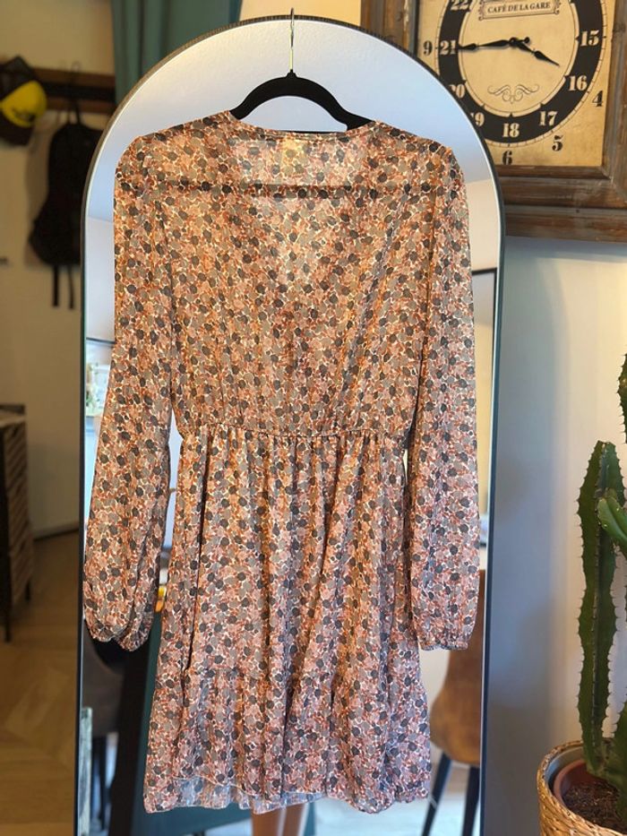 Robe fluide à fleurs lurex Wiya taille 36 - photo numéro 5