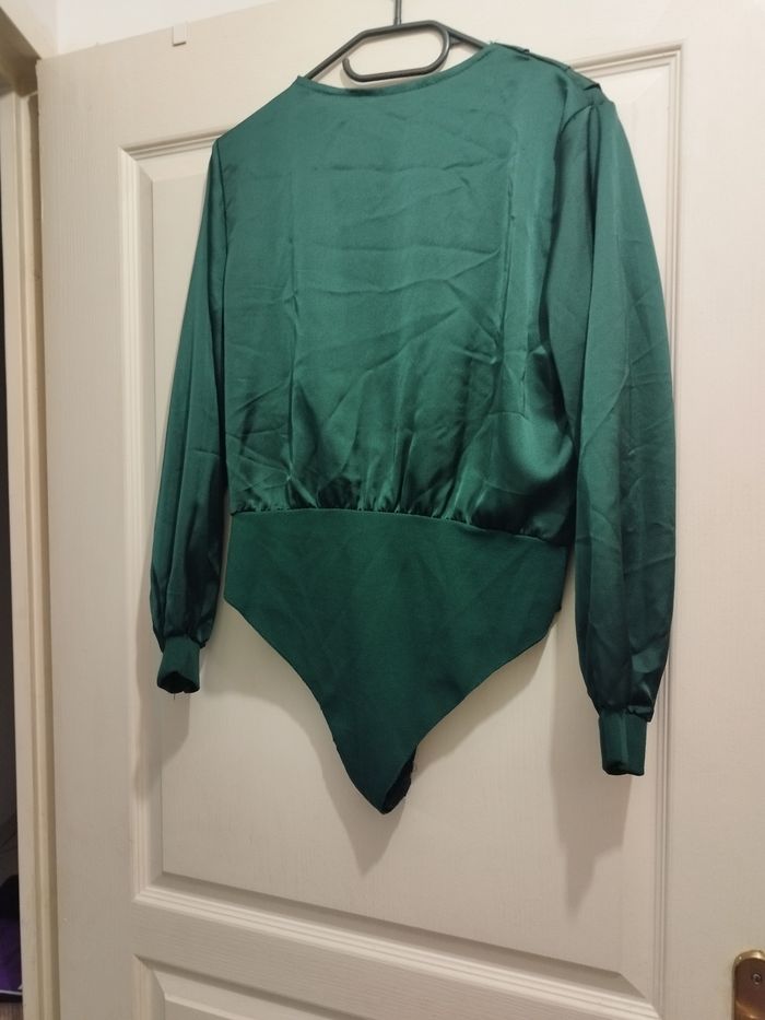 Body vert émeraude en satin - photo numéro 2