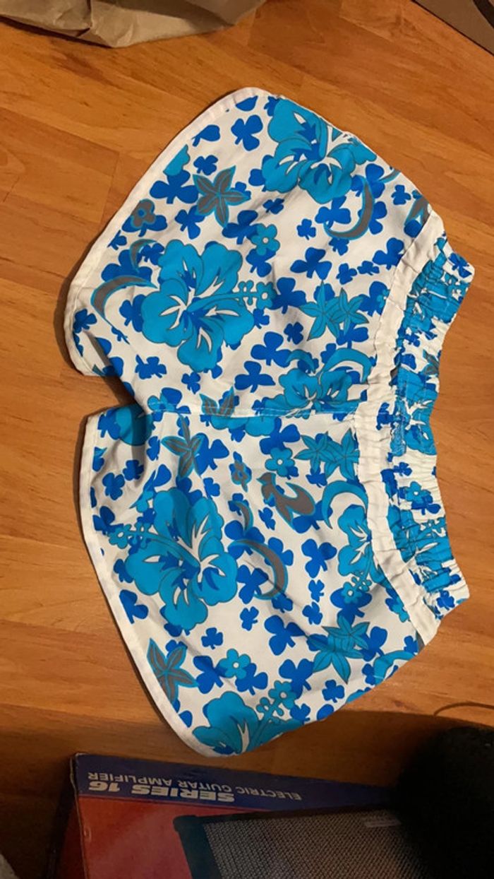 Short de plage - photo numéro 2