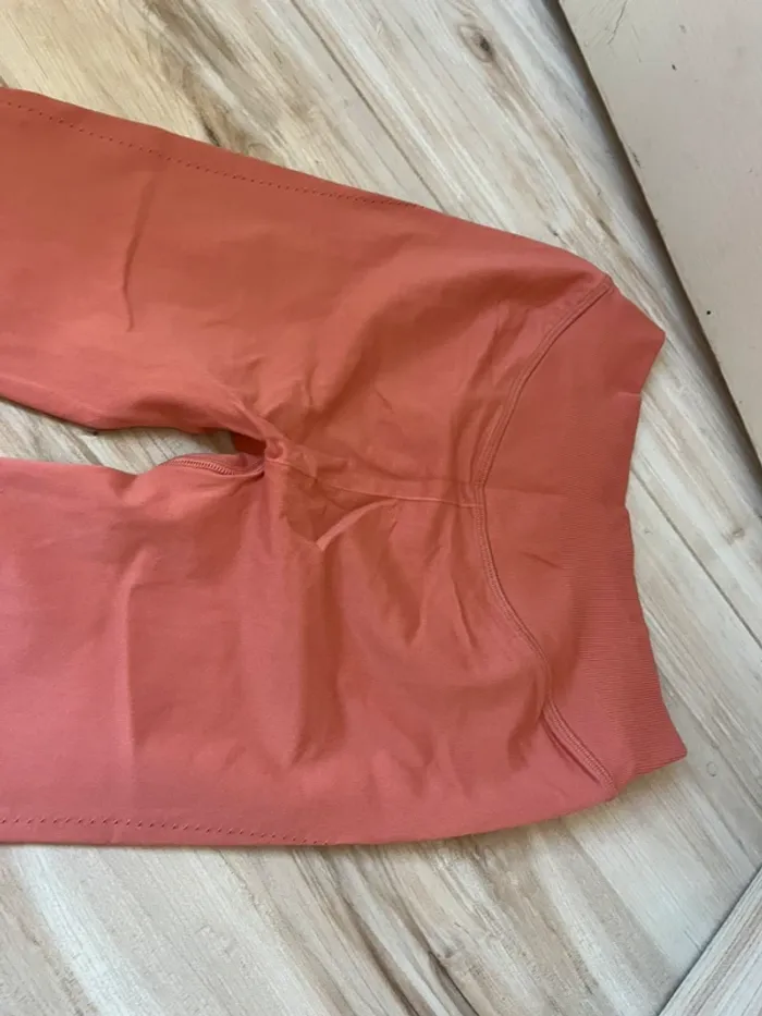 legging gymshark rose taille M - photo numéro 3