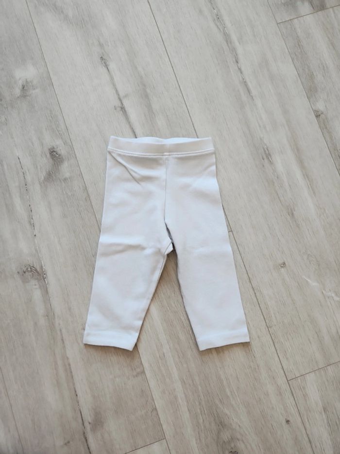 Legging blanc 9 mois tape a l'oeil