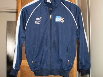 veste  de survétement bleu marine JAKO T 5 ANS comme neuf