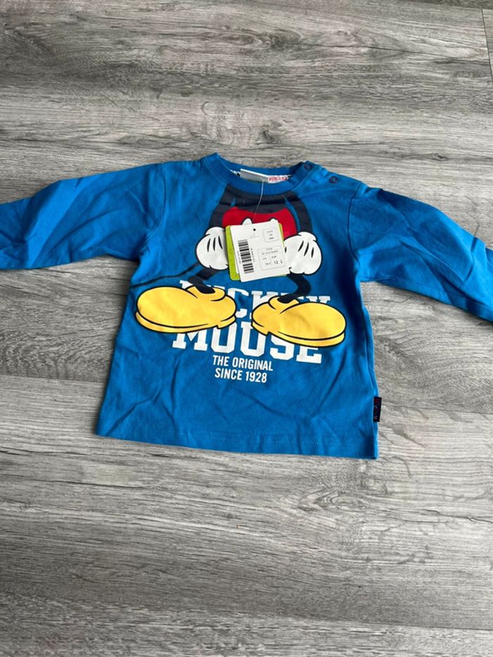 Tee shirt Mickey neuf 12 mois