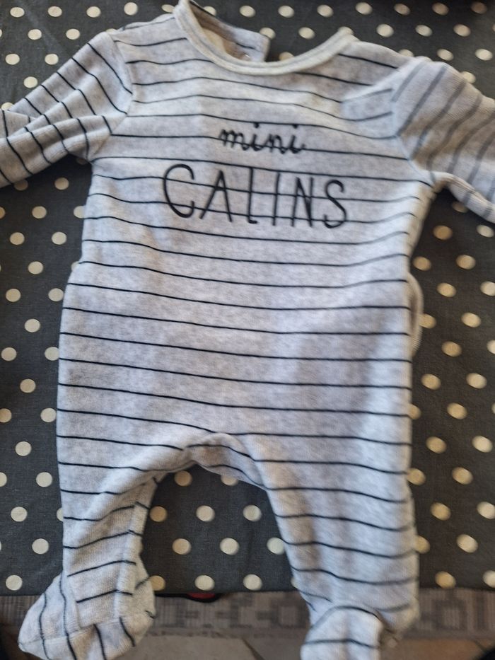 Lot de 7 pyjamas taille 1 mois - photo numéro 6