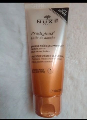 Huile de douche parfumé