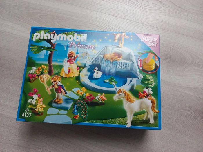 Playmobil princess neuf