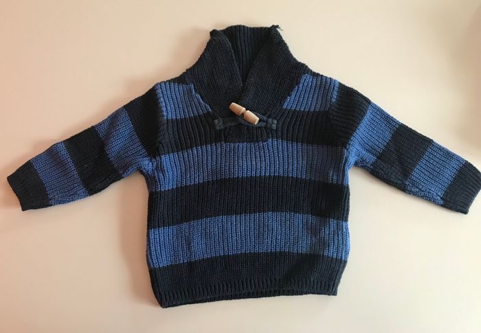 3 pulls 9 - 12 mois - photo numéro 2