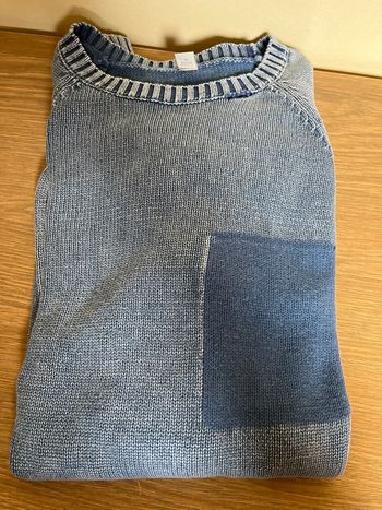 Pulll esprit garçon  taille 12/13 ans  
