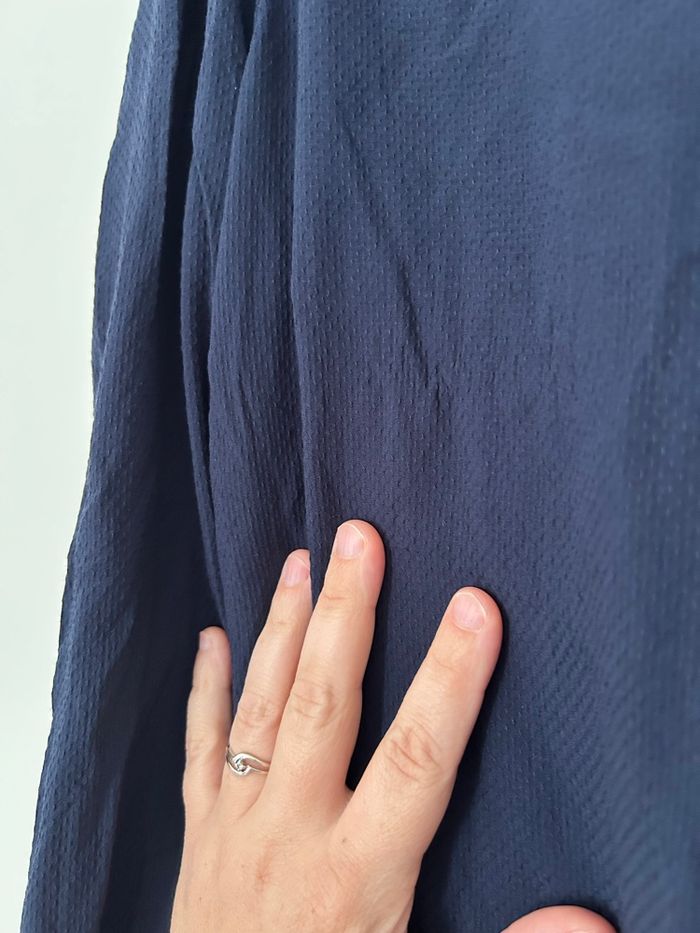 Blouse bleu marine manches longues élastique à la taille et poignets matière plumetis Cache Cache 40 - photo numéro 6