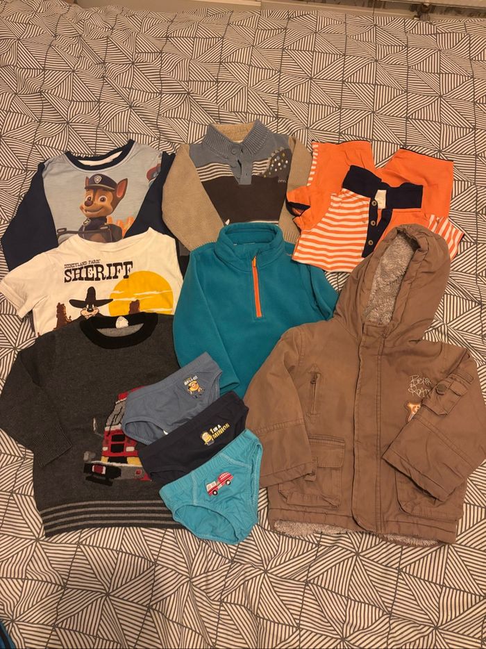 Lot vêtements 2 ans